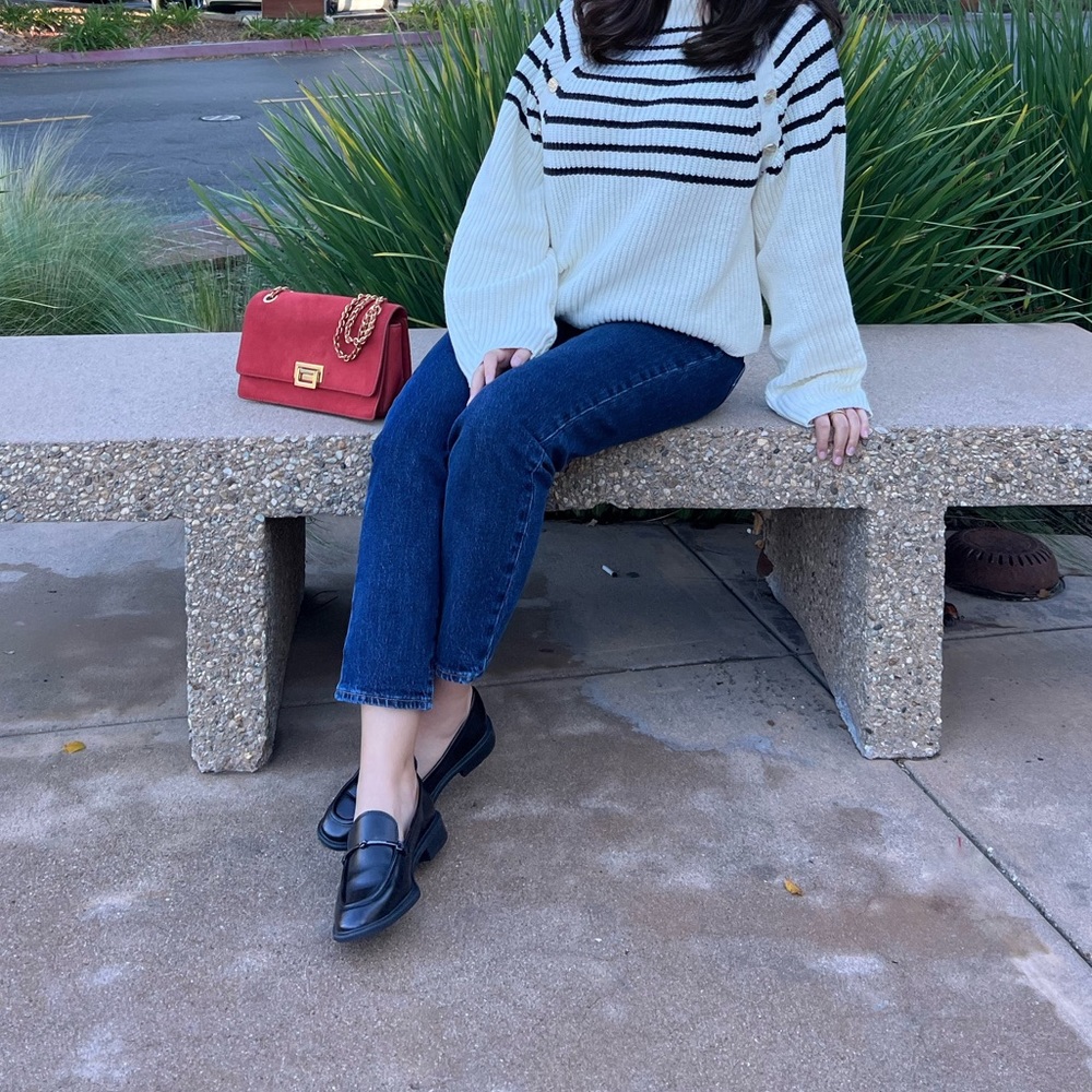 LEVI’S Wedgie Straight Fit Women’s Jeans - Wore once!!